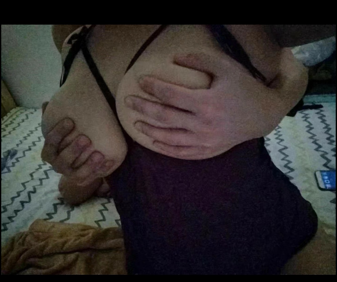 广州大奶牛，嫩妹